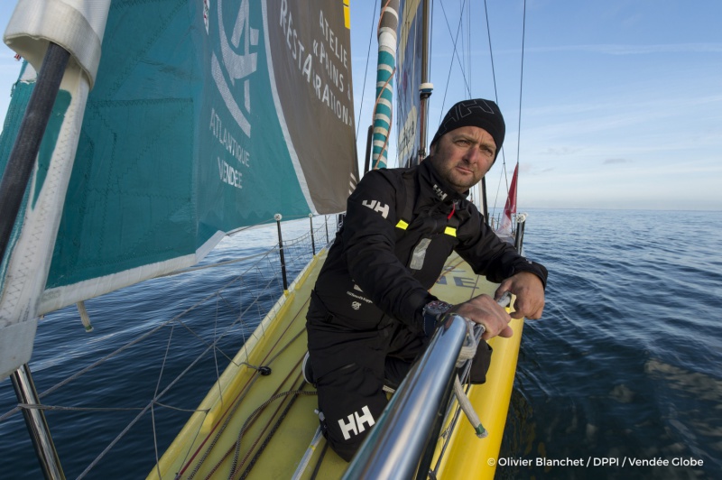 8éme édition du vendée Globe l'Everest des mers - Page 20 820576onboardimagebankoftheimocaboatlamiecalineskipperarnaudboissieresinlessablesdolonneonoctober182016photoolarnaudboissieresfraskipperlamiecaliner16801200