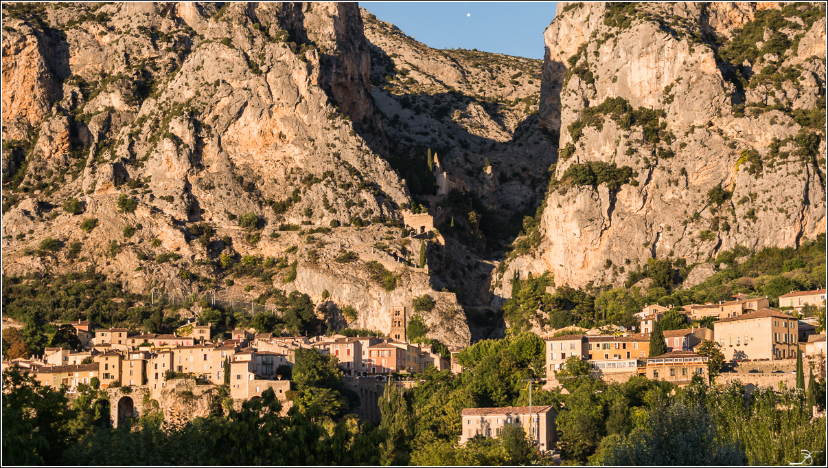 PBVF 67: Moustiers Ste Marie 821397LR6P1230775