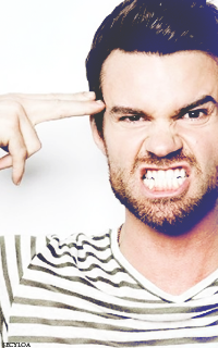 Daniel Gillies - avatars 200*32 826397dan0