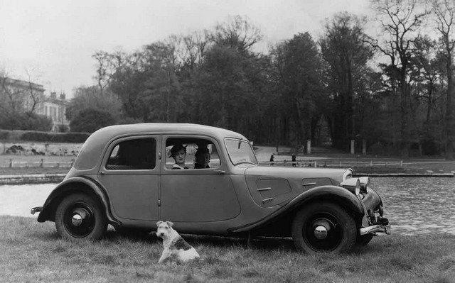 80 ANS DE LA TRACTION AVANT 827318Citrontractionavant12