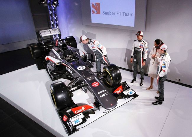 F1 2013 : Sauber a présenté la C32-Ferrari  8315272013SauberC328