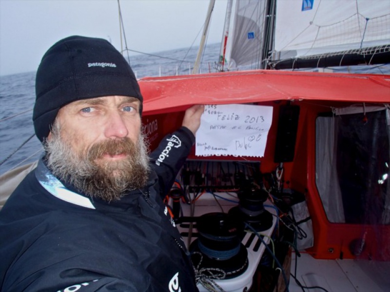 Le Vendée Globe au jour le jour par Baboune - Page 18 837469javiersansoacciona100ecopoweredr6440