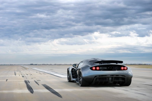 Hennessey Venom GT : un 0 à 300 km/h en 13,63 secondes  843186VenomGTGuinnesWorldRecord7