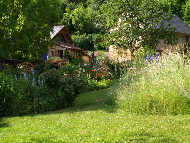 le jardin des amis , la bastide l'évèque aveyron 844525P6130895