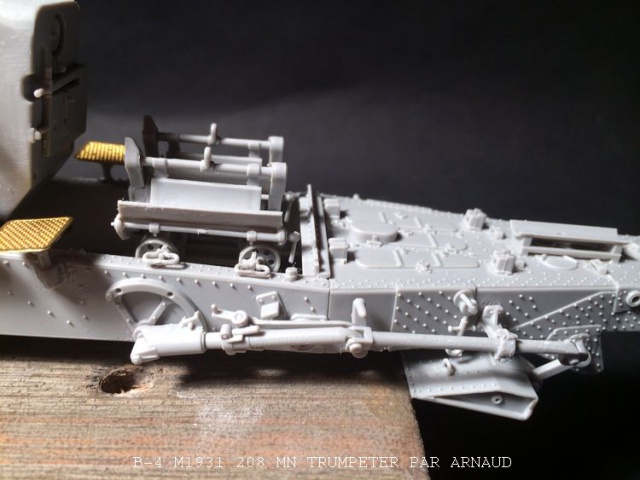 un B-4 M1931 203 mn (le marteau de Staline trumpeter 1/35 845731B4016