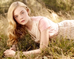 Fleur Isabelle Delacour || Just à la française.  849397ElleFanningellefanning17166232773515