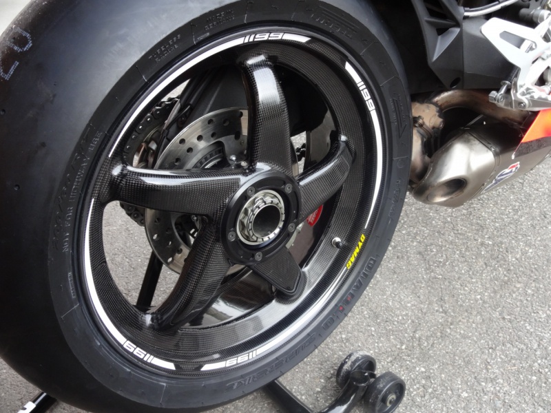 enfin prete (panigale piste) 850475PICT20150123104648