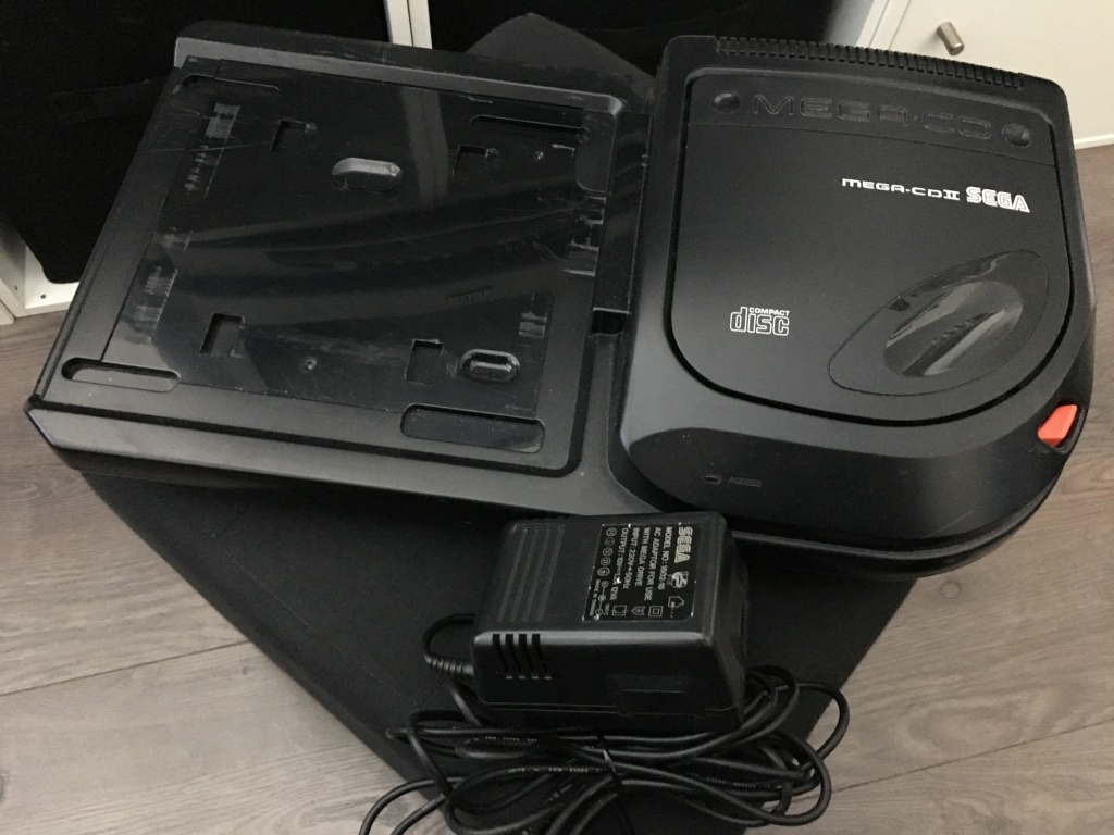 [Vendu] Mega Cd 2  854390IMG0944