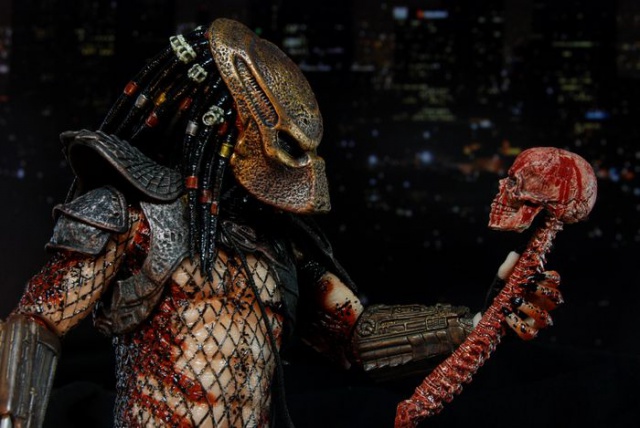 Les Predator NECA 18cm - Page 2 854619PredatorsSeries7MaskedCityHunterPredator21352810807