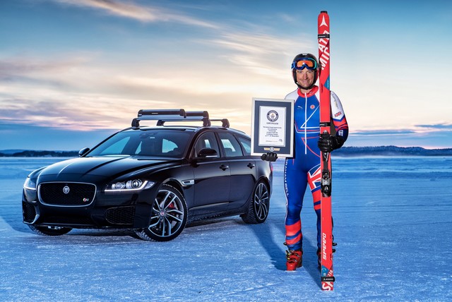 Record Du Monde Guinness Pour Un Skieur Olympique Et Une Jaguar 869397jxfsportbrakegrahambellarjeploggwr03101702