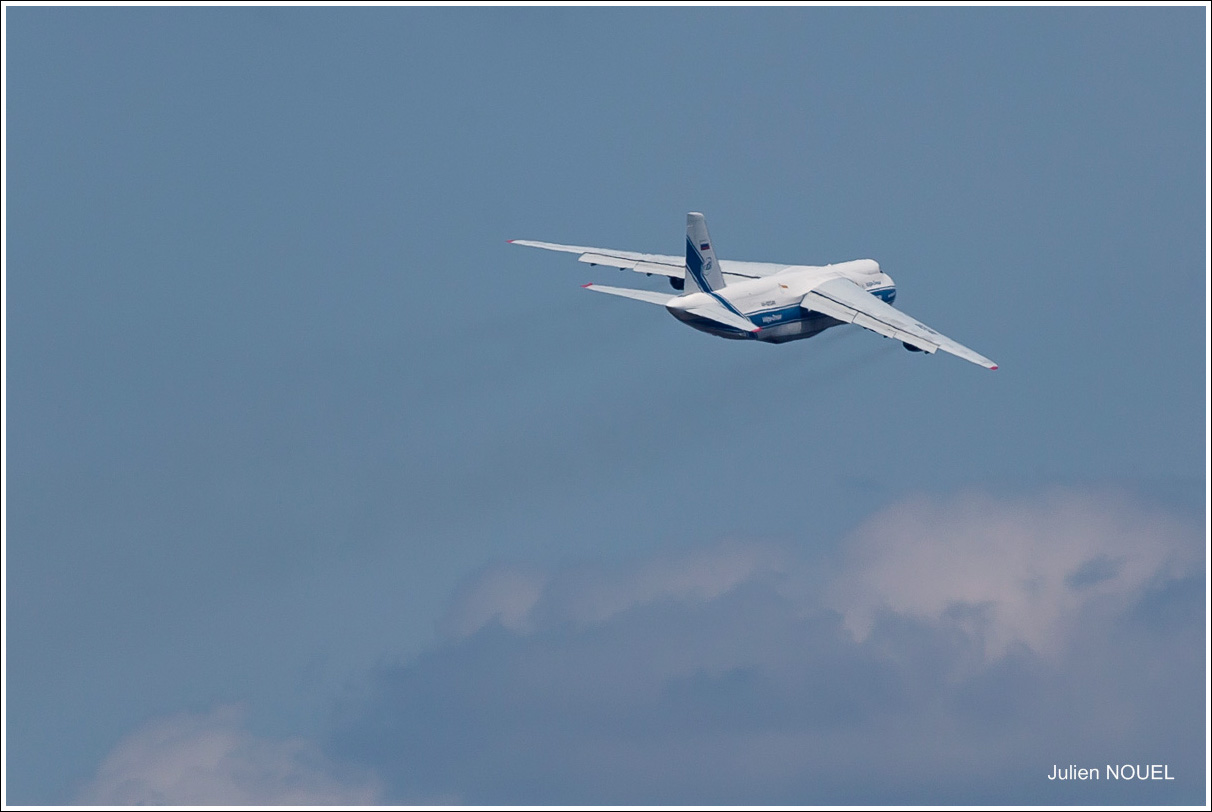 [27/05/2016] Antonov An124 (RA-82046) Volga-Dnepr Airlines   871189201605271103