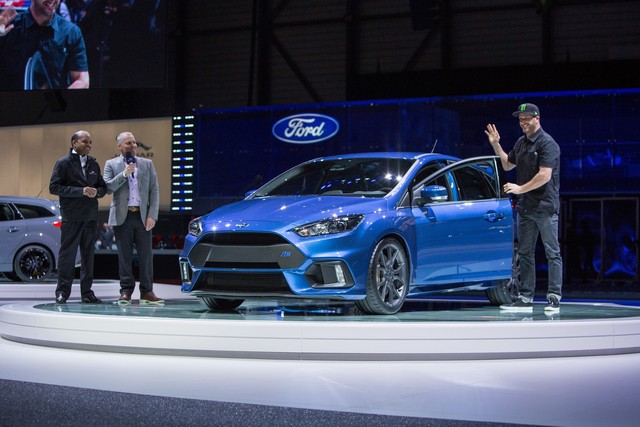 La toute nouvelle Focus RS, en première mondiale sur un salon automobile, inaugure une transmission intégrale 875445FordGeneva2015PressConference49