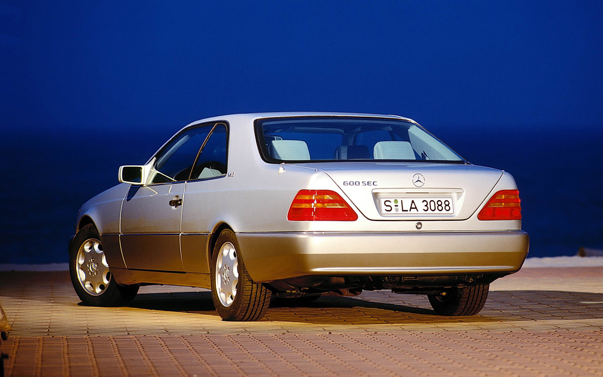 les plus belles photos de Mercedes-Benz classe S coupé C140 ... juste pour rêver et pour le plaisir des yeux 875607mbc140bellephoto0007