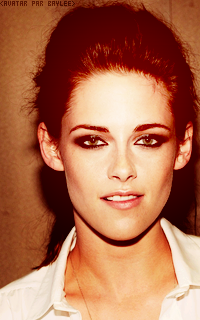 Kristen Stewart 88640264K9