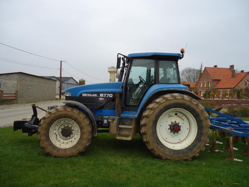 Photos de vos tracteurs - Page 7 89717018N2