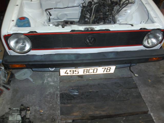 golf 1 gti 1600 travaux sa sent la fin :) - Page 2 898853BILD0654