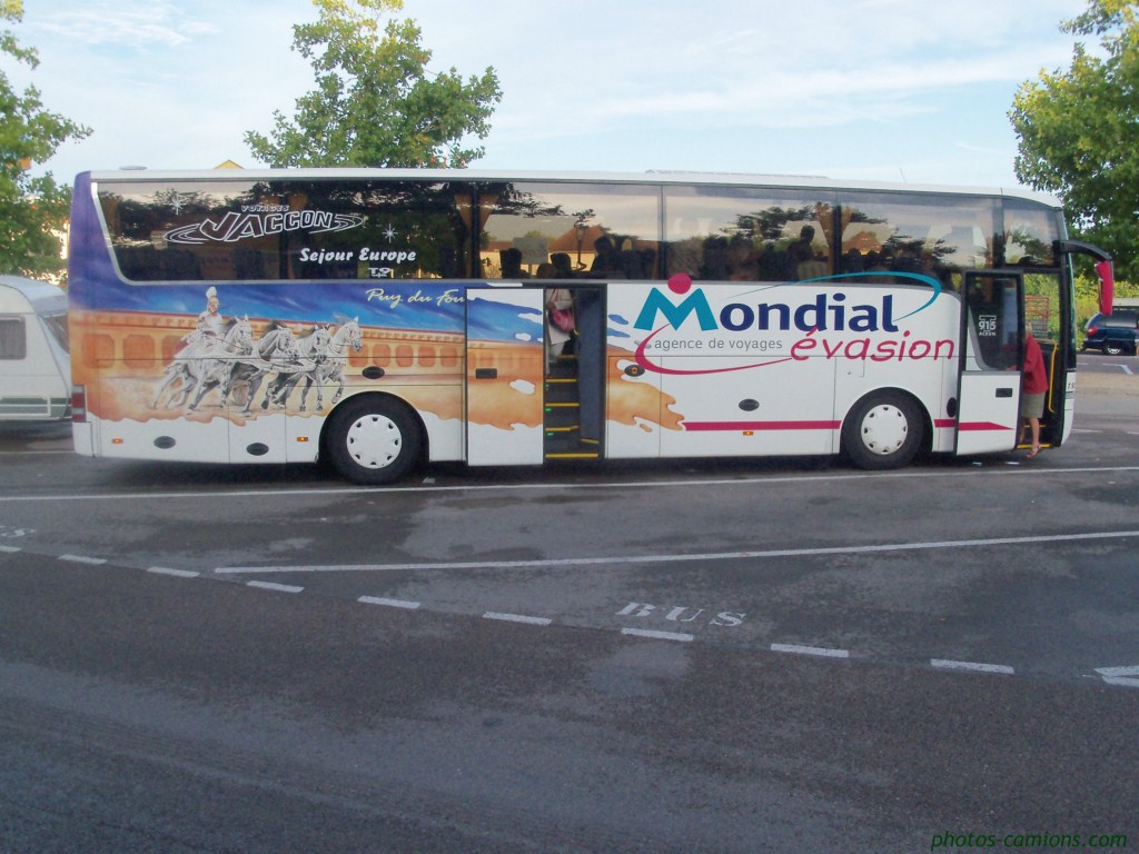 Mondial Evasion voyages Jaccon (Haute Loire) 899909photoscamions20VIII116Copier