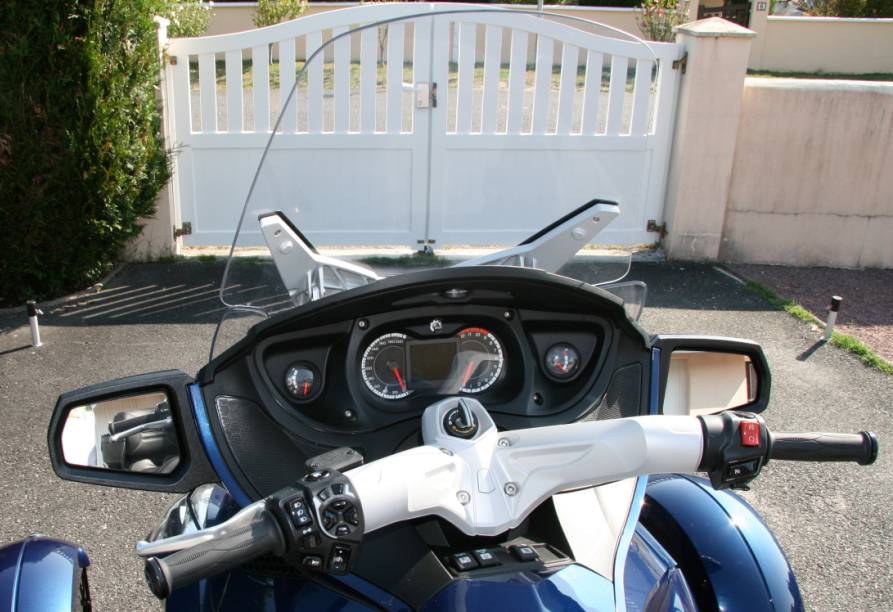 PETITES ANNONCES - Can am spyder à vendre 901132Capture54