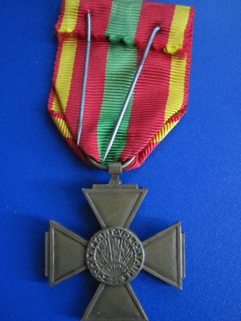 Médaille de la Croix de Guerre 1939 910006IMG_0232