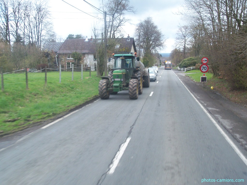 John Deere (USA) 910376photoscamions14Avril2101238Copier