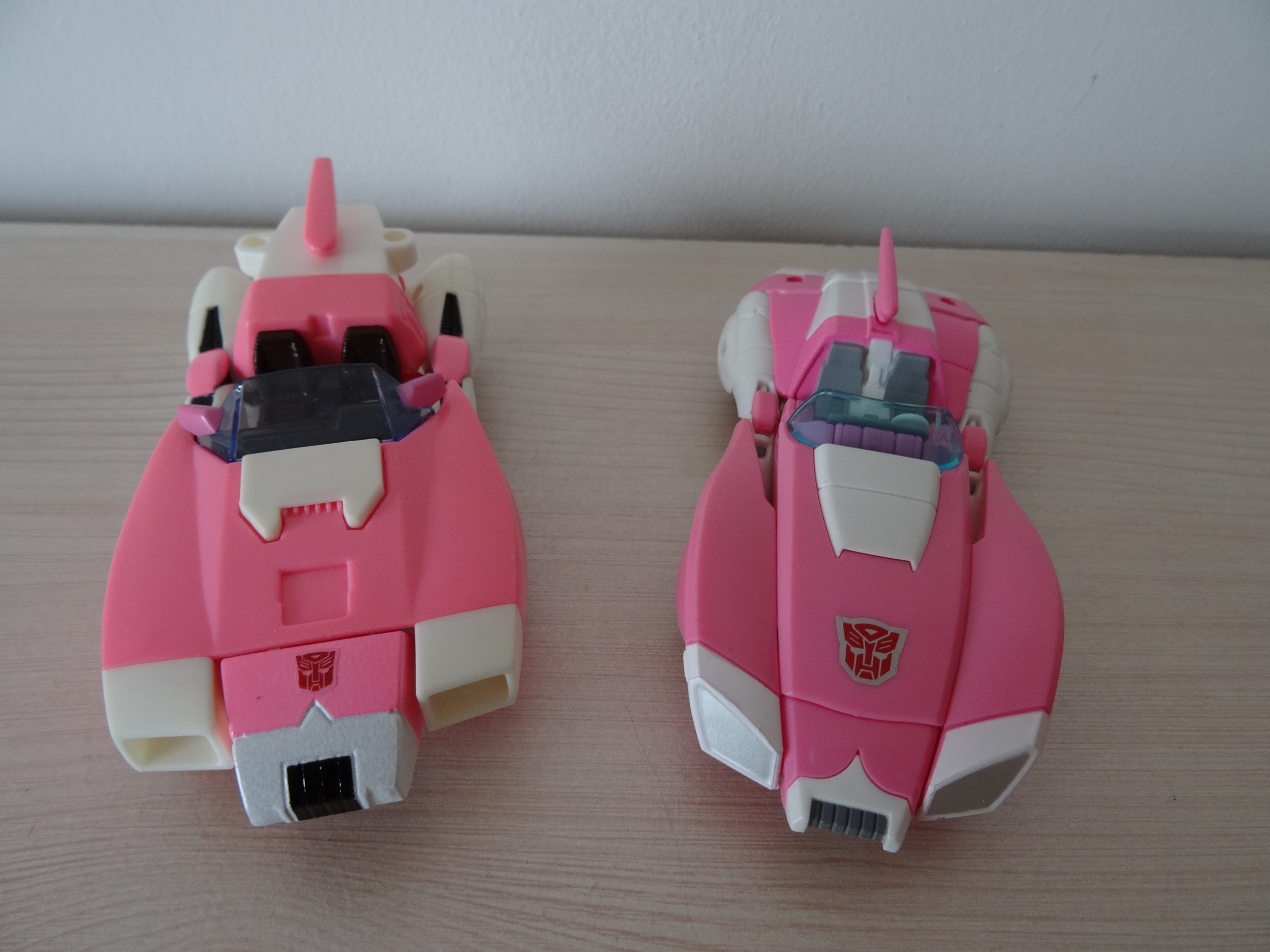 Arcee Legends Takara Vs MGT-01 (3rd party) + Earthrise 911913018