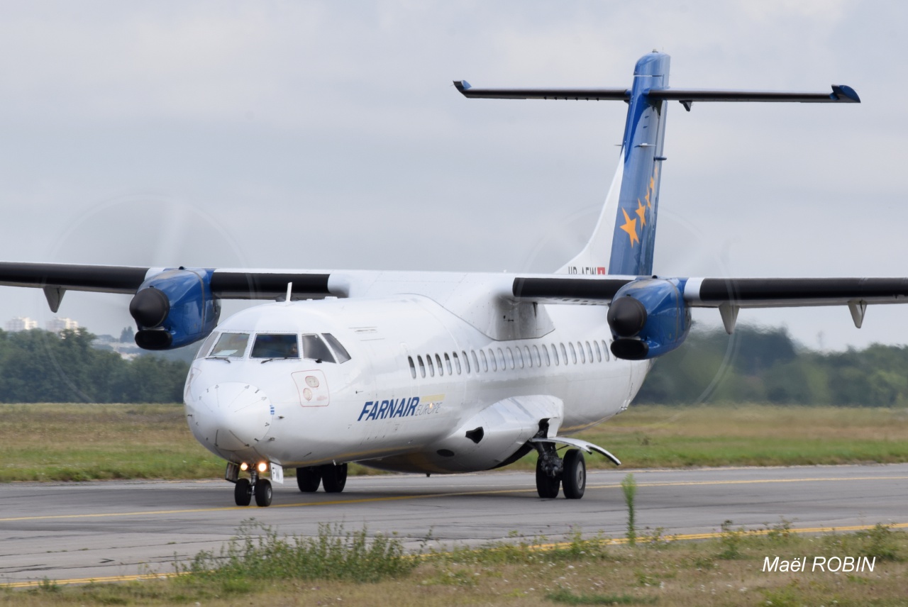 [28/08/2015] ATR72 (HB-AFW) Farnair Europe 912420aoutn9049