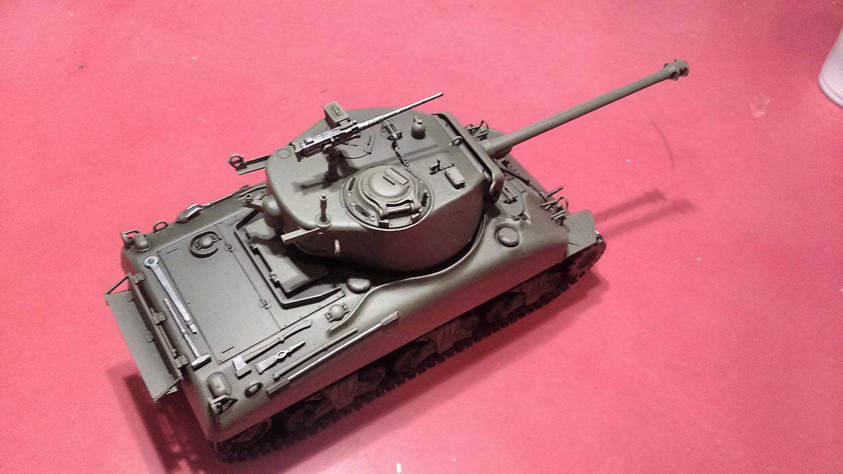 M1 super Sherman (Tamiya) 1/35 - Page 2 9126401527123910211434375561821237507779o