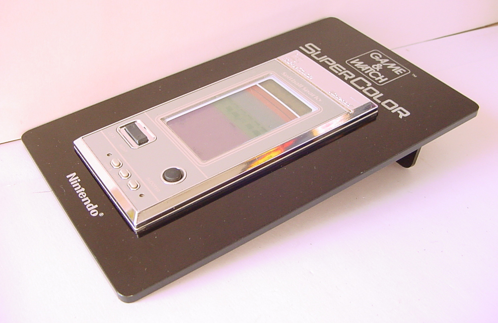 les "bornes de demonstration" game&watch... 917209s793b