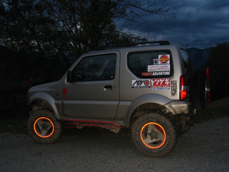 liseret de jante moto sur jimny 924406IMG9055