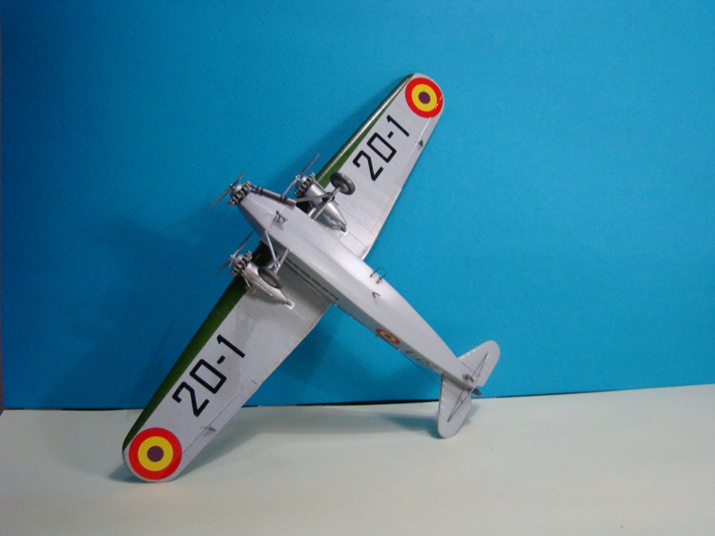 [Valom] Fokker FVIIb/3m 1/72 931629sDSC01906