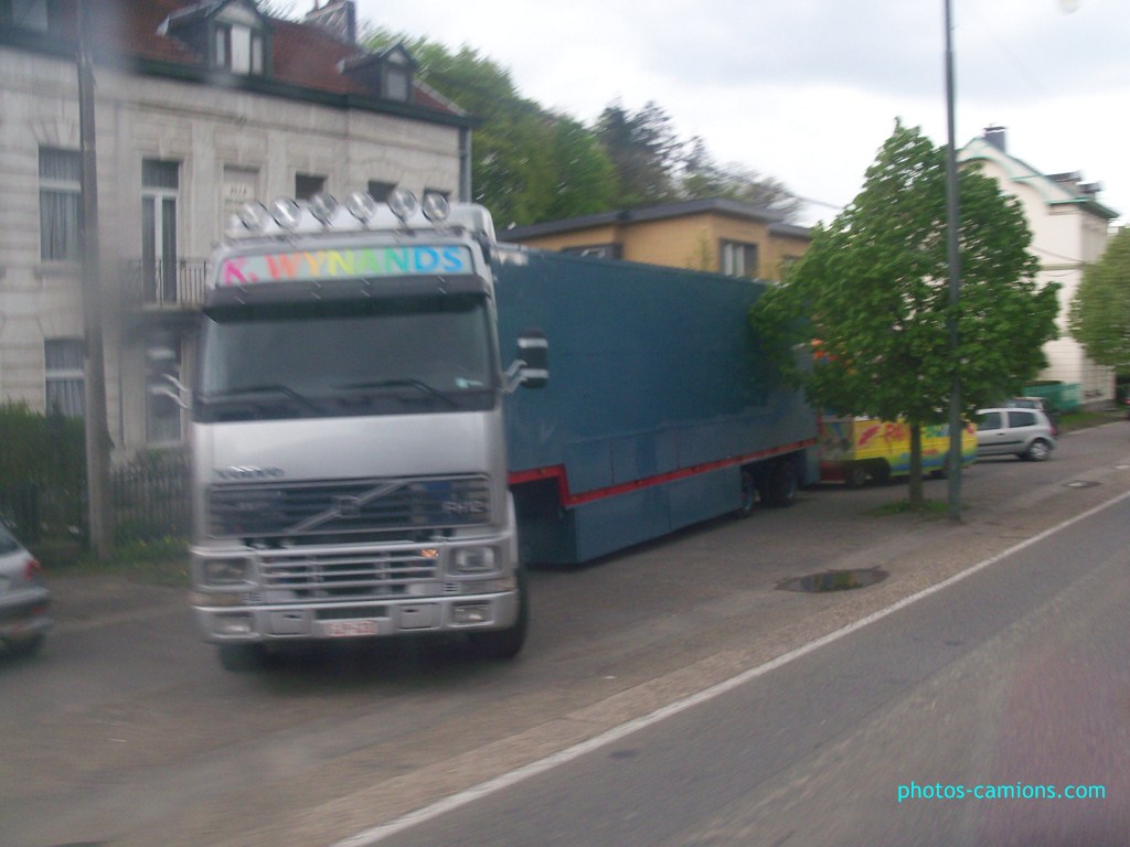 Les camions des forains - Page 2 933266photoscamions7mai2012219Copier