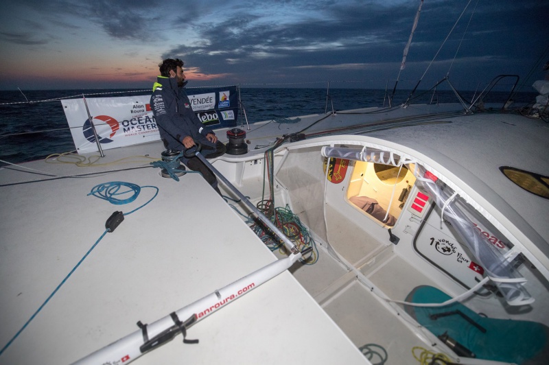 L'Everest des Mers le Vendée Globe 2016 - Page 5 935575banqueimagedelimocadealanrouraenvueduvendr16801200