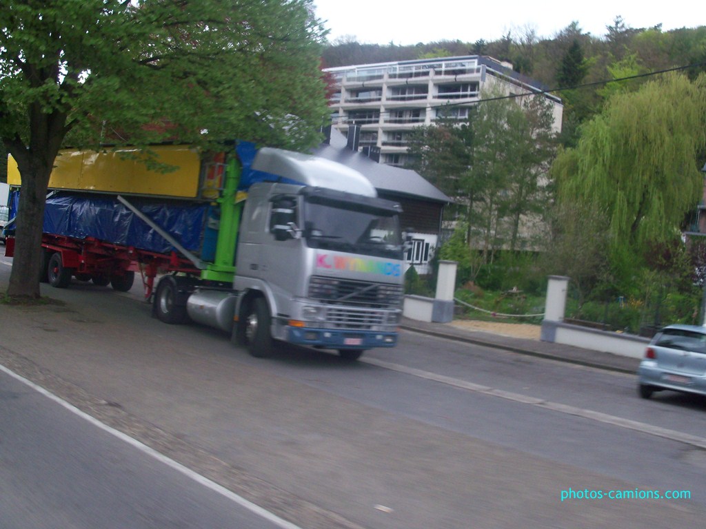 Les camions des forains - Page 2 937168photoscamions7mai2012220Copier