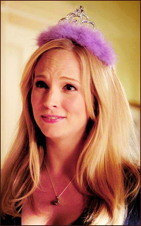 CANDICE ACCOLA. 940220TYFUI