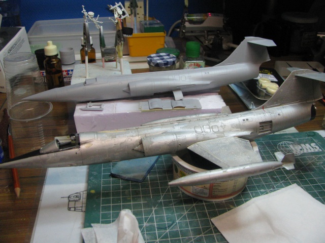 DUO: F-104N (NASA) + F-104G (BAF) Hazegawa 1/48  945815IMG5432