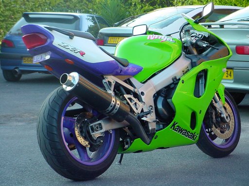 nouvelle ZX10R chez les verts 947163kawazx7r9ou