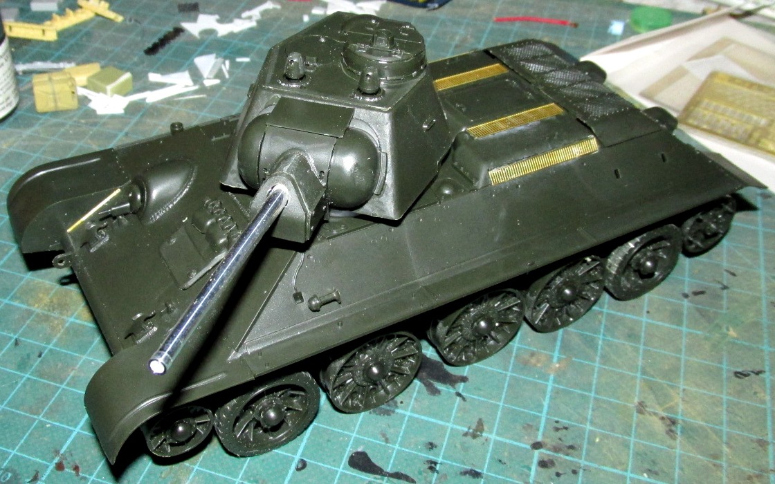 [Pasdepseudo]T-34/76 Tamiya 1/35 949604IMG0484