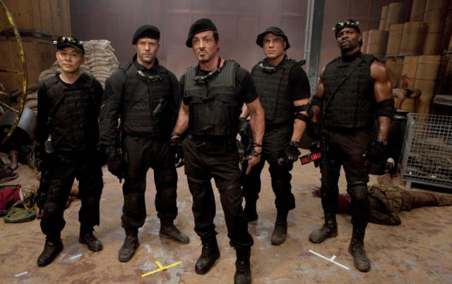 Expendables : Unité Spéciale - Page 2 950818the_expendables_2010_jet_li_jason_statham_slyvester_stallone_randy_couture_terry_crews