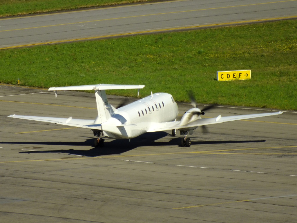 Spotting du 09/03/2014: La Team Spotting Aviation à NTE !! 951096Marsn1220