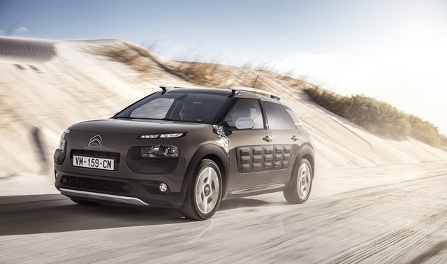 Salon de Genève 2016 Citroën C4 Cactus Rip Curl : la version 100% outdoor 952374CL16015009