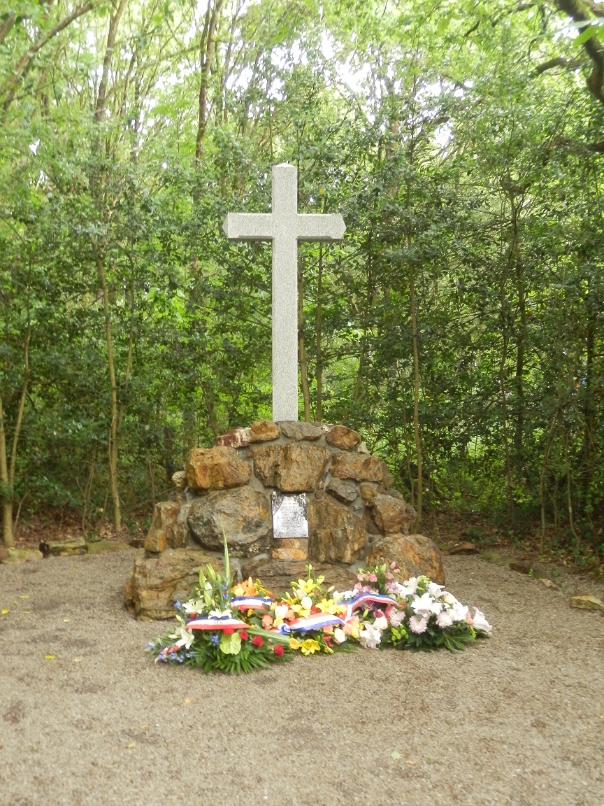 28 Juin 2014 70è Anniversaire de l'anéantissement du Maquis de Saffré 953681P6281330