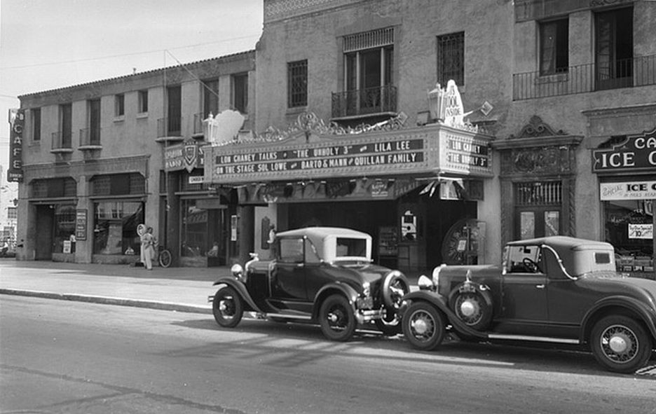 Les années 20 à 70 : photos et vidéos d'époque (partie 1) - Page 3 956933FresnoCa1930