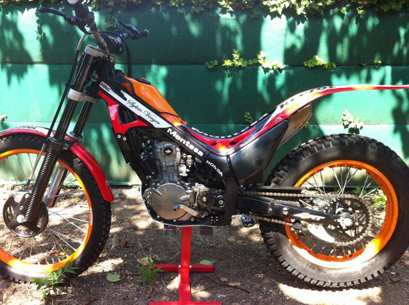 Montesa 4 RT Repsol 2010 965419IMG0392