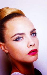 Cara Delevingne  96795096C6