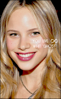 Halston Sage 975681457