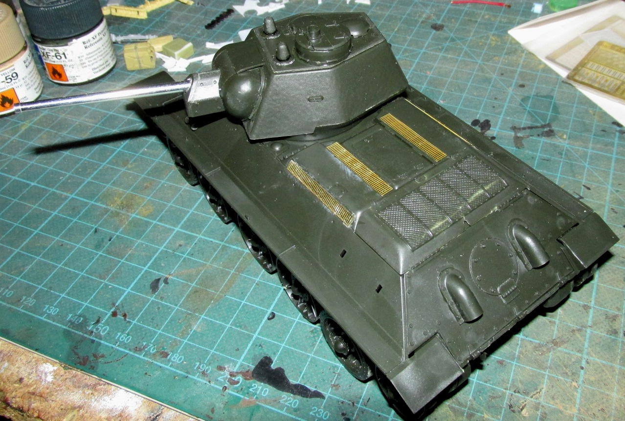 [Pasdepseudo]T-34/76 Tamiya 1/35 981468IMG0483