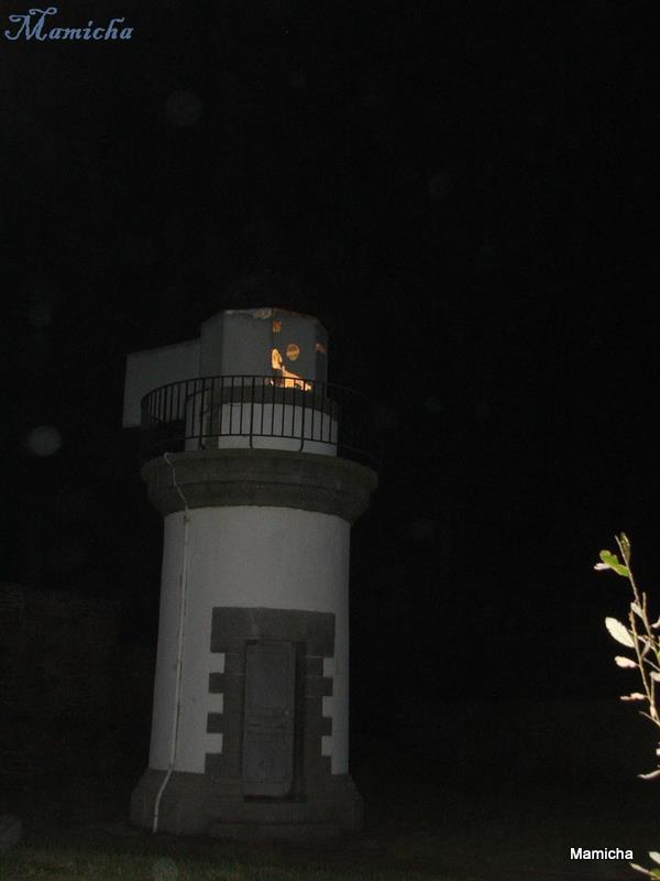 Phare, auxiliare et sémaphore à la pointe Saint Mathieu - Page 2 984044032SaintMatthieu179