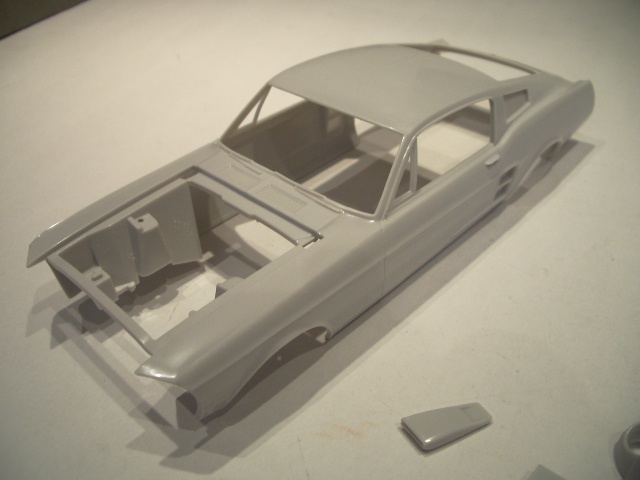 mustang shelby 350 GT 1967  au 1/25 de chez AMT/ERTL  984810IMGP0914