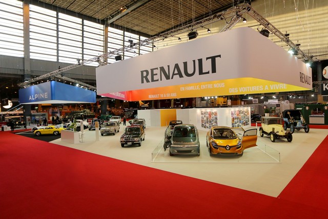 Renault fête les 50 ans de la Renault 16 au salon Rétromobile 2015 9893986605516