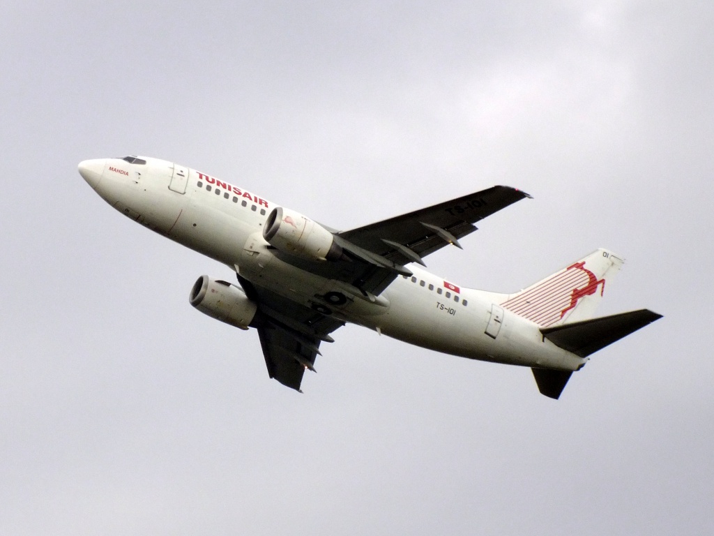 Spotting du 14/12/2013 : ERJ145 BMI + ERJ135 Eastern + B738 RAM 50th 991194Decembren4134